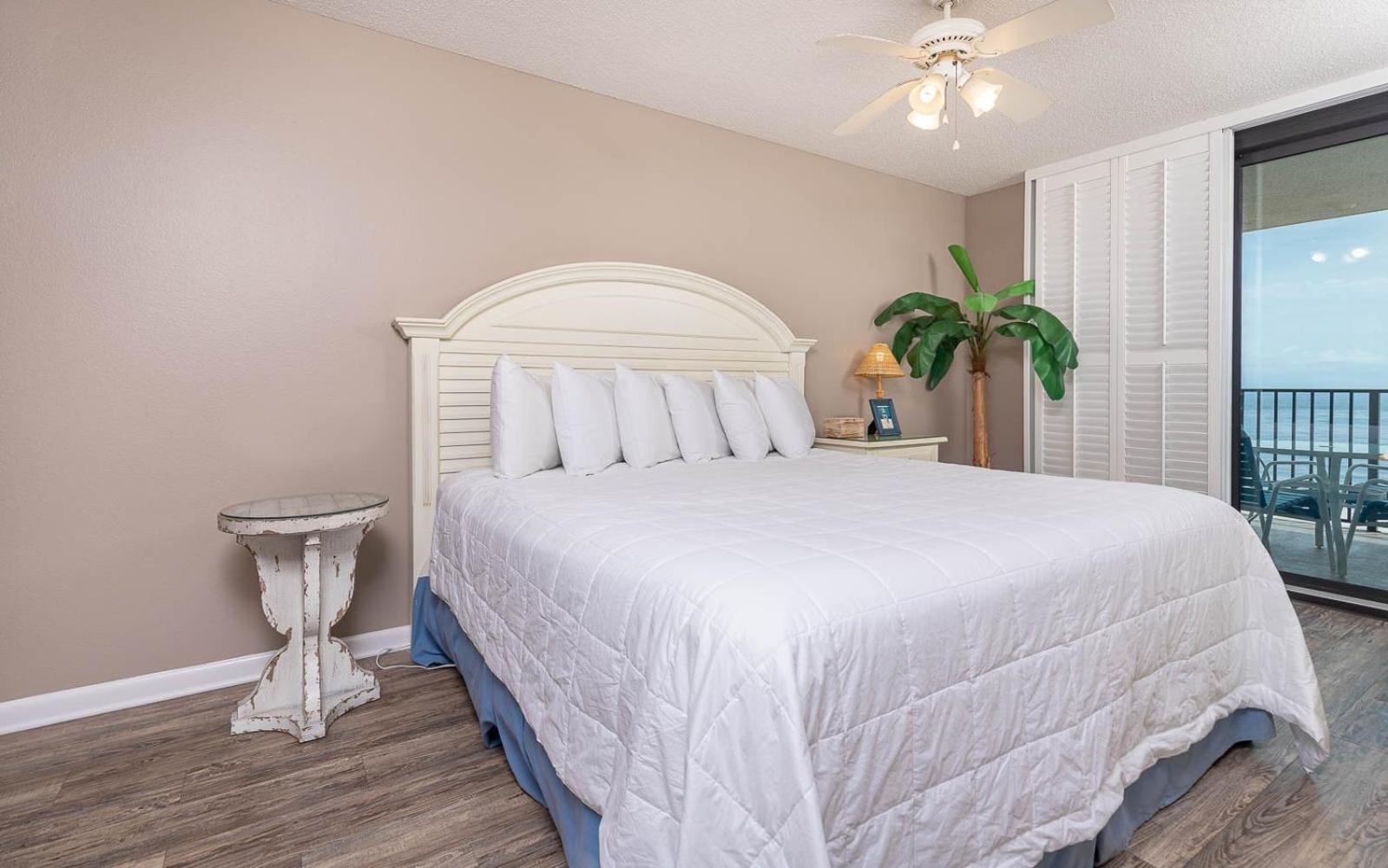 Phoenix East 2 By Brett Robinson Vacations Orange Beach Room photo